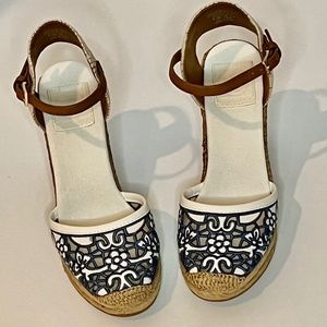 Women Shoes